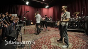Linkin Park - Burn It Down [Live At SiriusXM Town Hall]